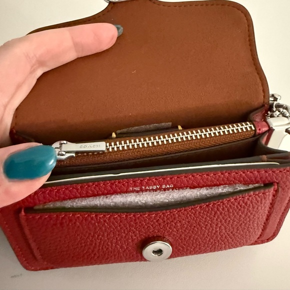 COACH Polished Pebble Leather Tabby 12 - Picture 5 of 5